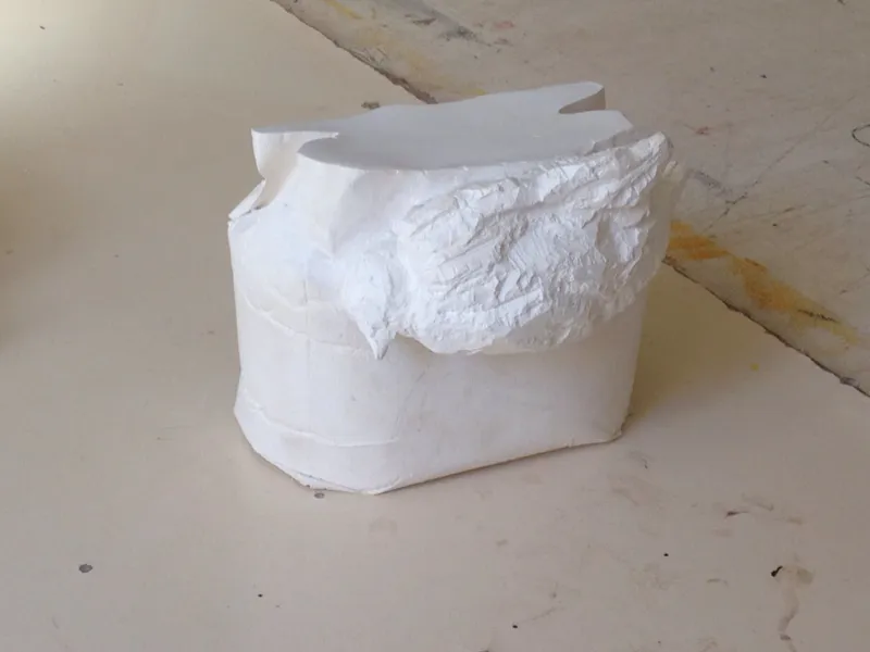 Plâtres et autres médias — sculpture de Valérie Billet