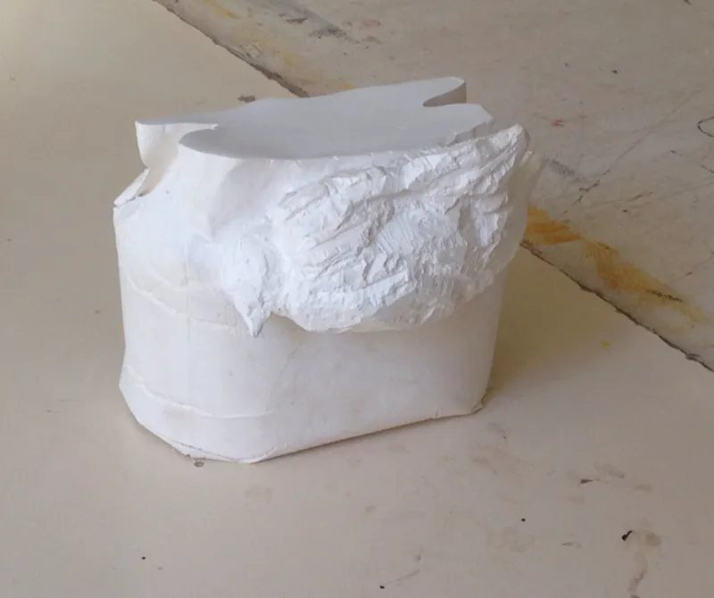 Plâtres et autres médias — sculpture de Valérie Billet